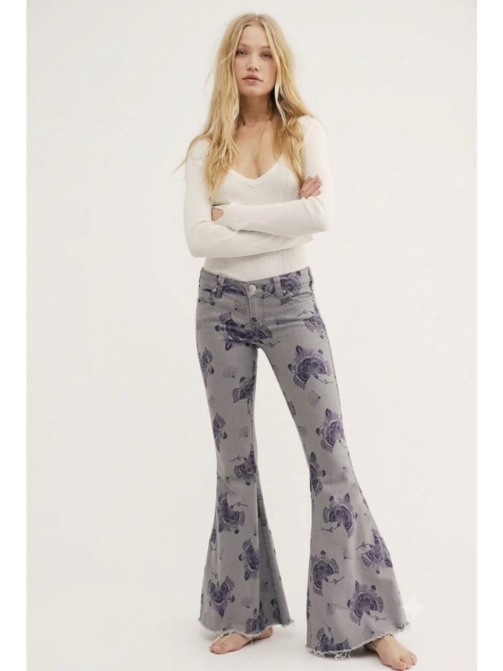 NWOT Free People Gray Mid-Rise Floral Super Flare Bell Bottom Jeans 32| 70s Boho - Picture 16 of 16